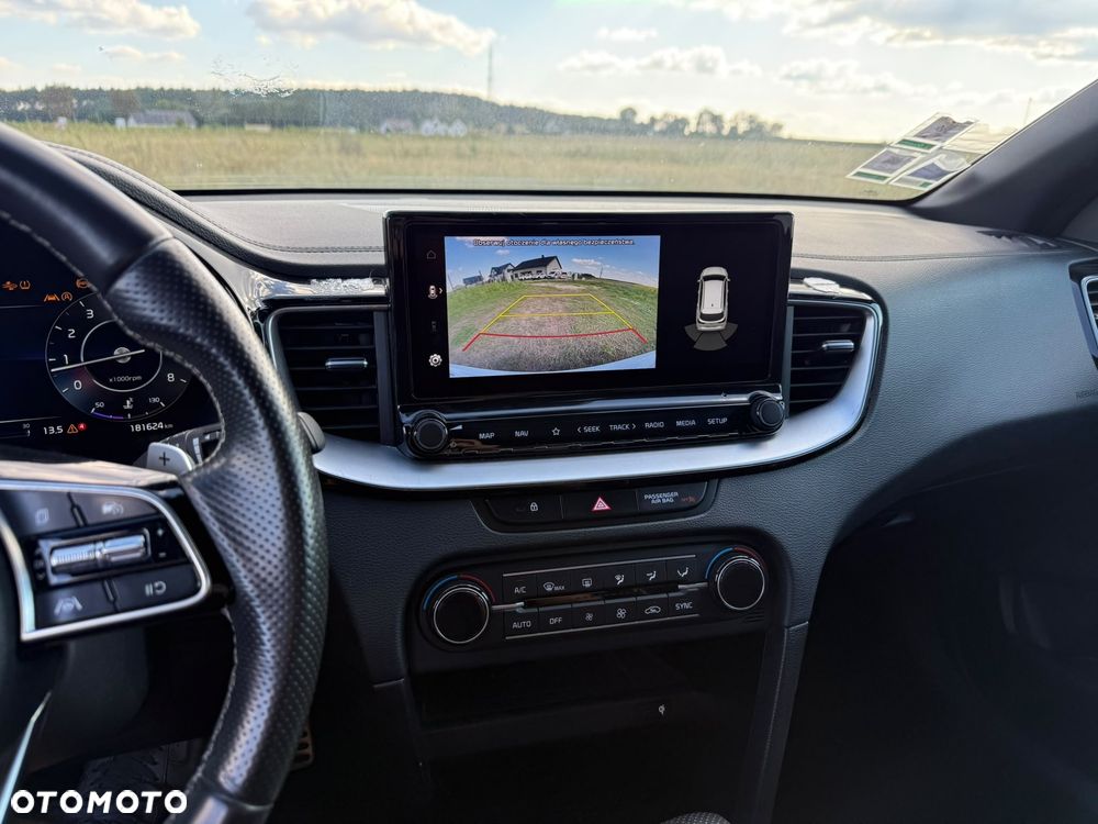 Kia ProCeed 1.5 T-GDI DCT7 OPF GT LINE - 16
