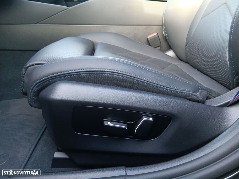 BMW 520 d Pack Desportivo M Pro - 24