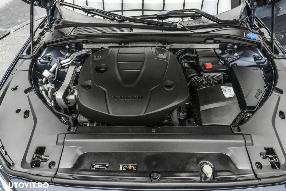 Volvo S90 D3 Momentum - 25