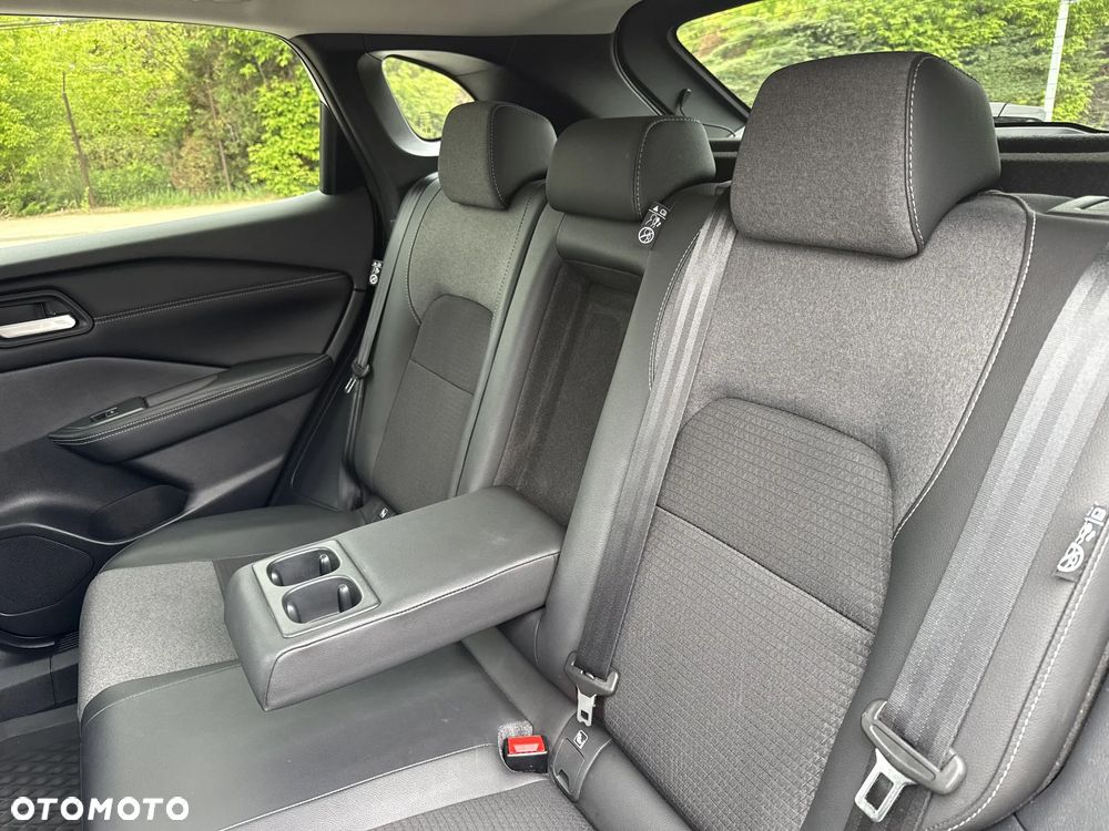 Nissan Qashqai 1.3 DIG-T MHEV N-Connecta Xtronic - 17