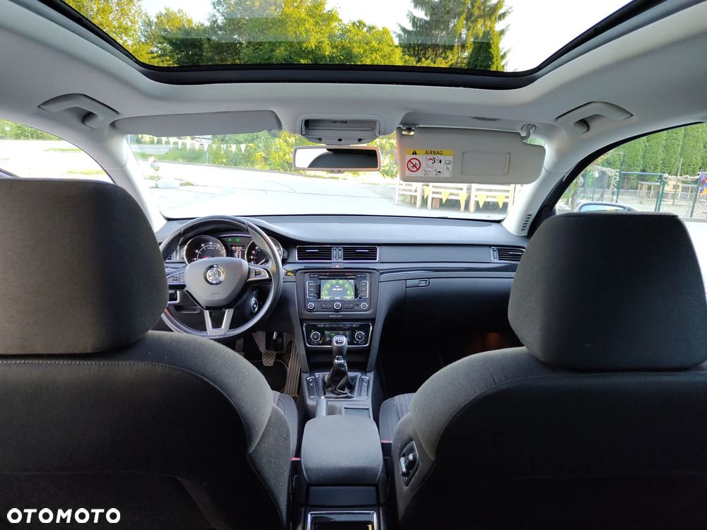 Skoda Superb 1.8 TSI Elegance - 28