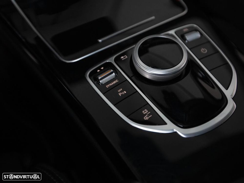 Mercedes-Benz C 300 d Station 9G-TRONIC - 26