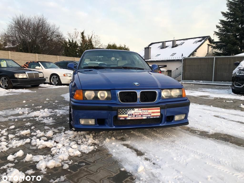 BMW M3 Standard - 2