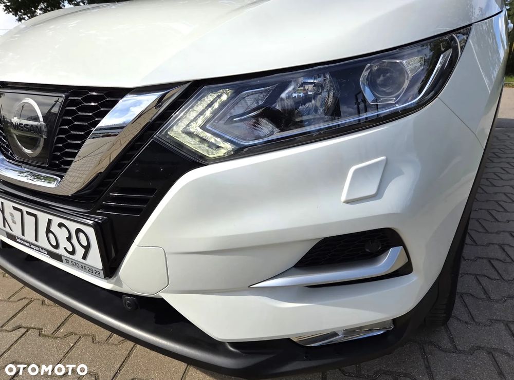 Nissan Qashqai 1.6 DIG-T Tekna - 17