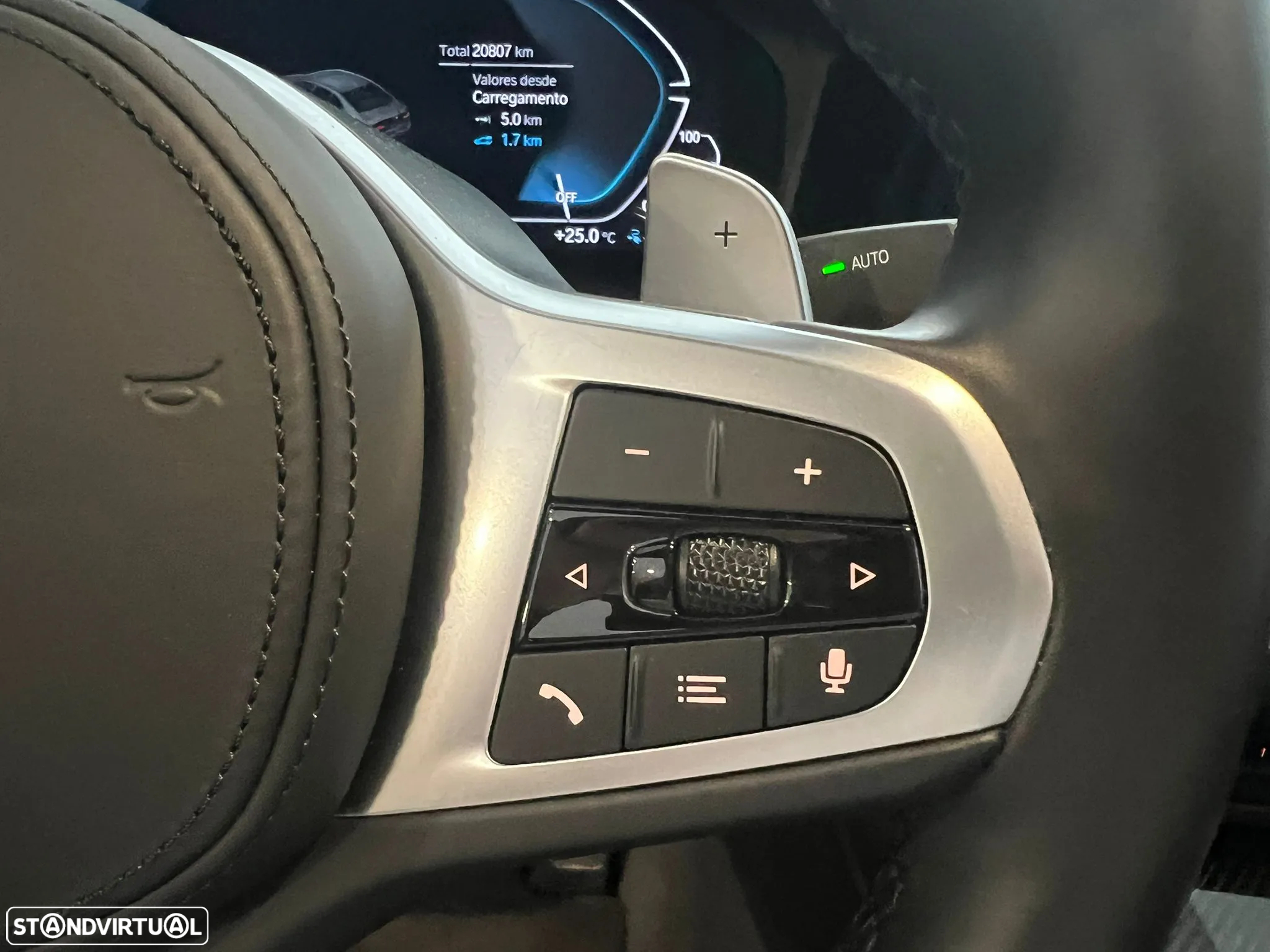BMW 330 e Pack Desportivo M Auto - 12