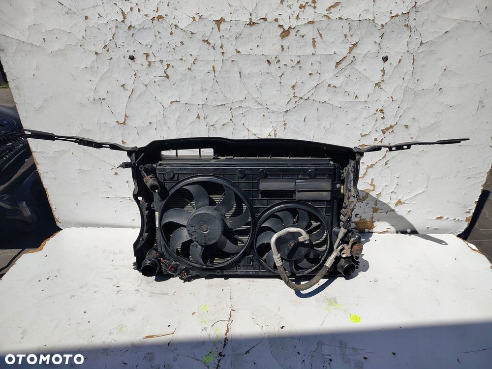 CHŁODNICA WENTYLATOR PAS PRZEDNI WZMOCNIENIE VOLKSWAGEN GOLF 6 VI 1.6 TDI - 16