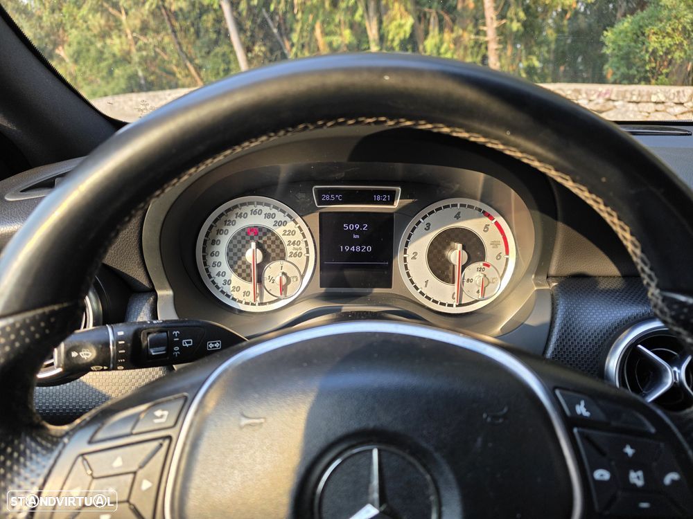 Mercedes-Benz A 200 CDI (BlueEFFICIENCY) Urban - 9