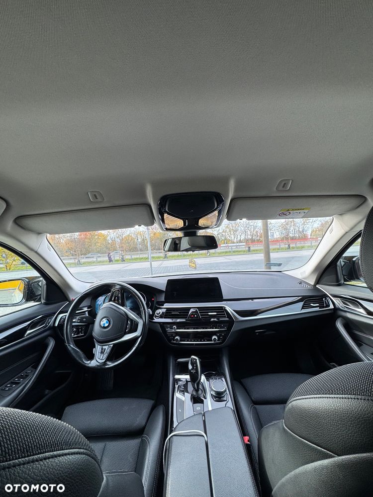 BMW Seria 5 530i Sport Line sport - 7