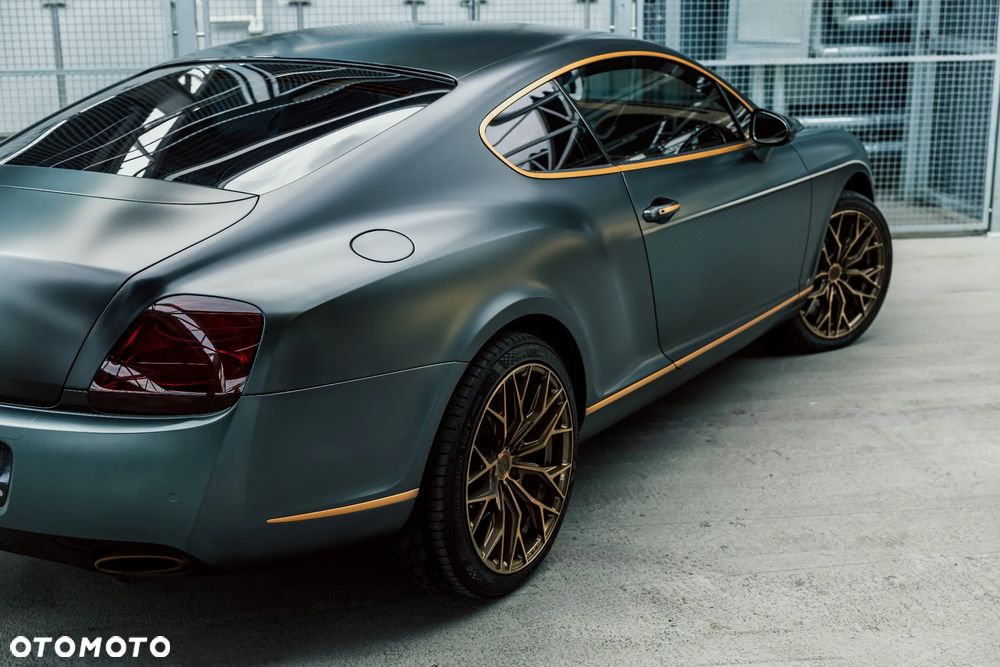 Bentley Continental GT Standard - 17