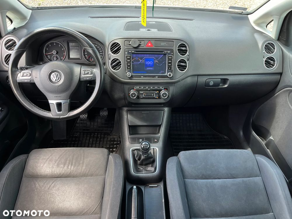 Volkswagen Golf Plus - 17