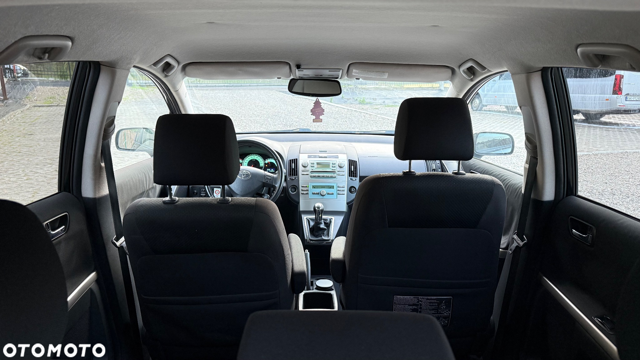 Toyota Corolla Verso - 6