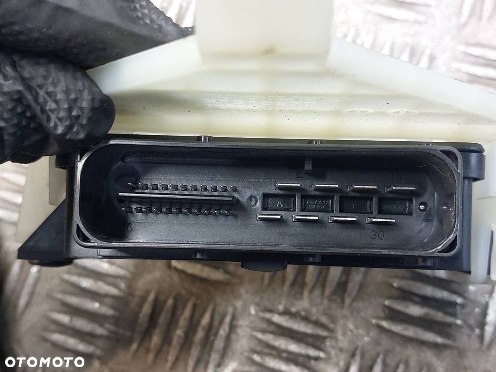 MODUŁ HAMULCA RĘCZNEGO + PRZEŁĄCZNIK VOLVO XC60 I LIFT - 3