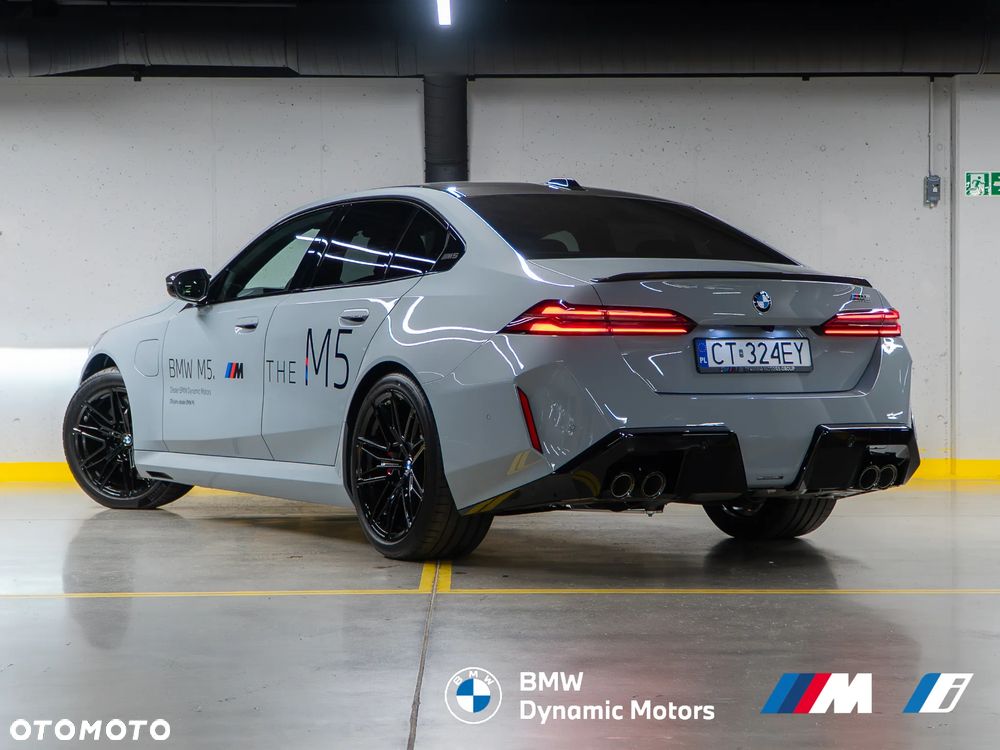 BMW M5 xDrive - 6