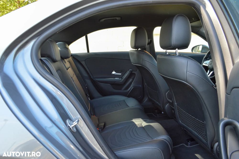Mercedes-Benz A 180 d 8G-DCT Advanced Progressive - 32