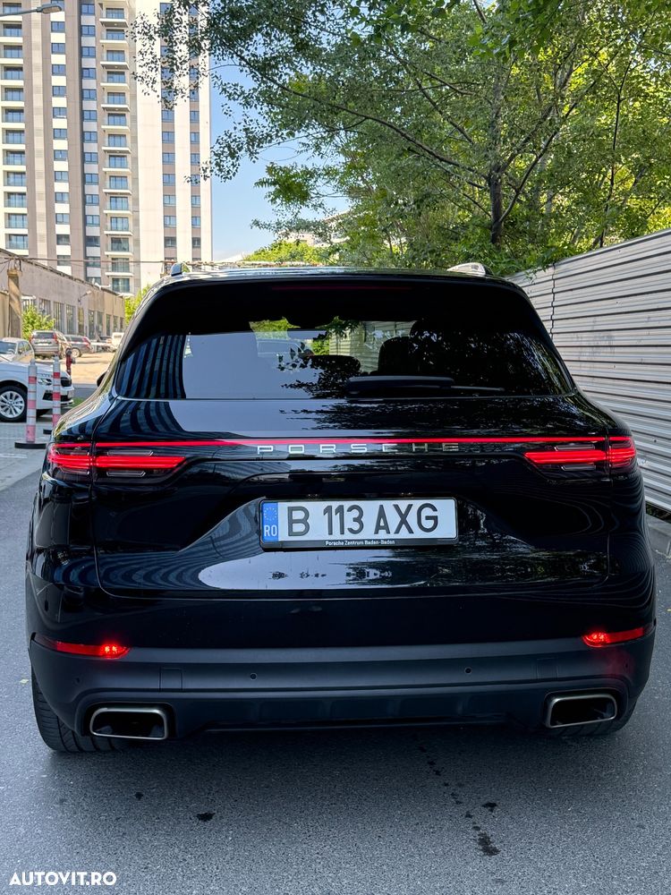 Porsche Cayenne - 14