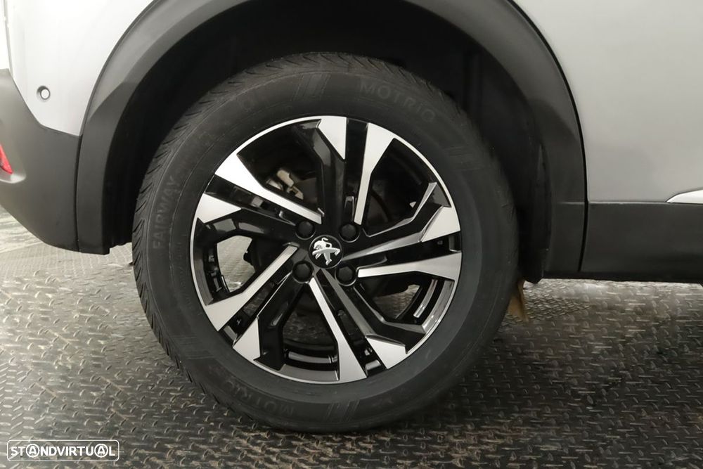 Peugeot 2008 1.2 PureTech GT - 5