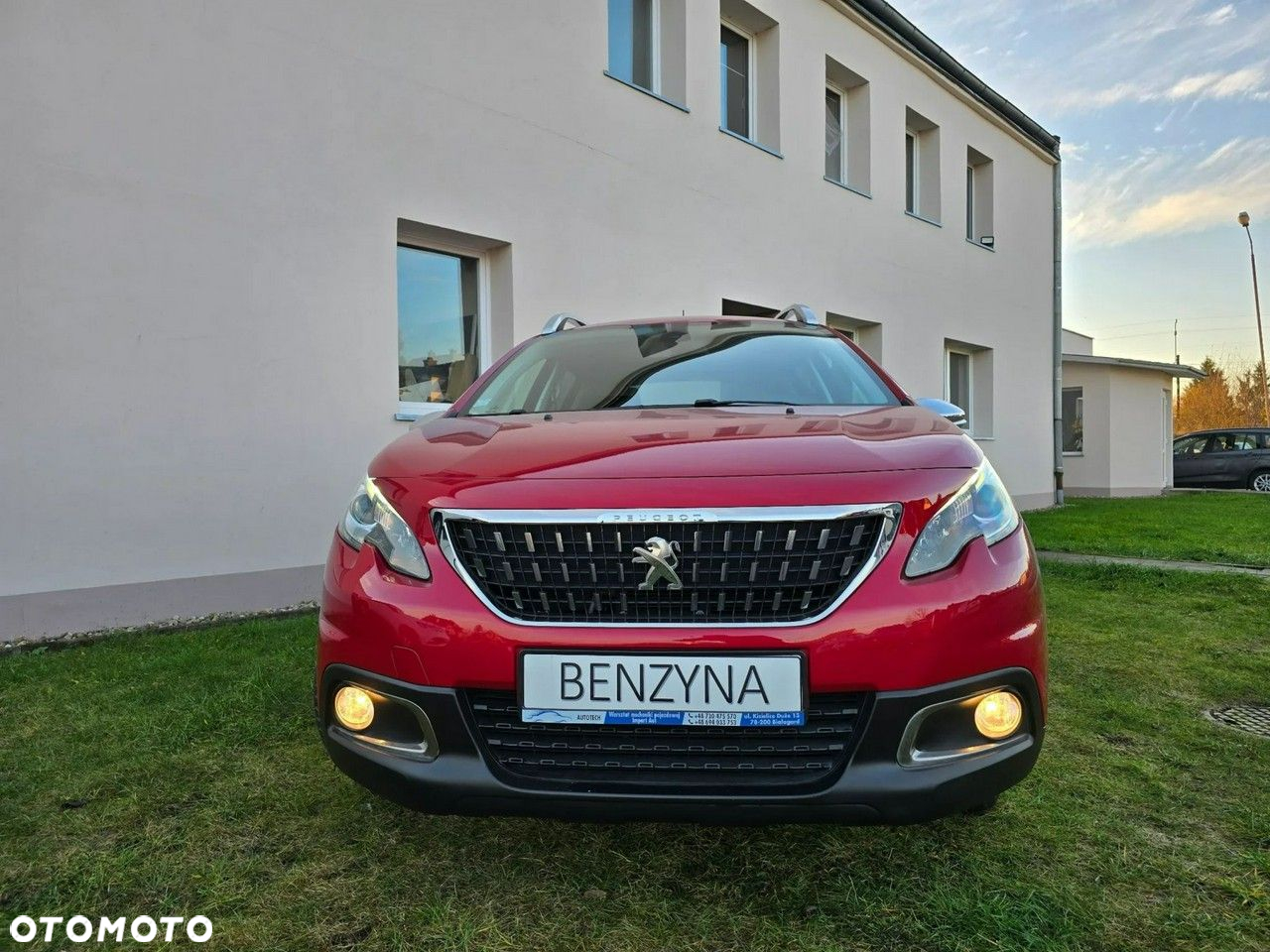 Peugeot 2008 1.2 Pure Tech Style - 4