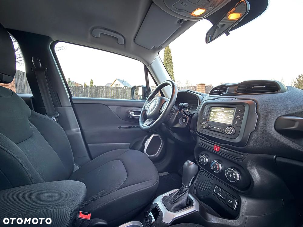 Jeep Renegade 1.4 MultiAir Limited FWD S&S - 28