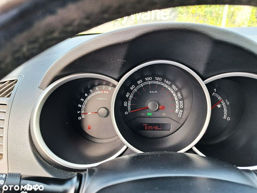 Kia Venga 1.4 CVVT Business Line - 14