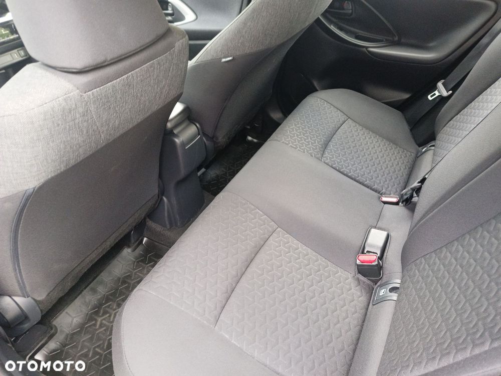 Toyota Yaris Cross Hybrid 1.5 Comfort 4x4 - 10