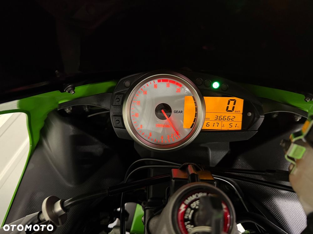 Kawasaki Ninja - 8