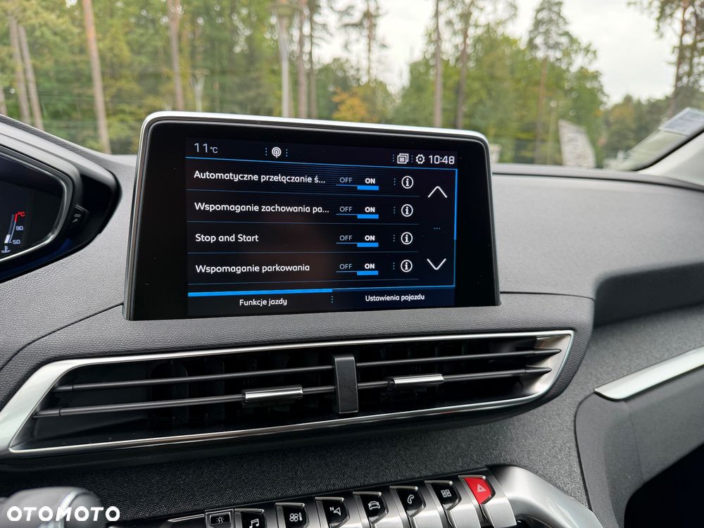 Peugeot 5008 1.5 BlueHDI Allure S&S - 21