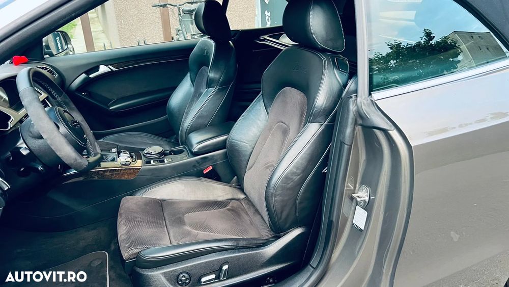Audi A5 Cabrio 2.0 TDI quattro - 8