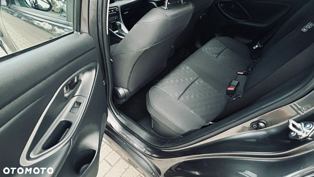 Mazda 2 Hybrid - 13
