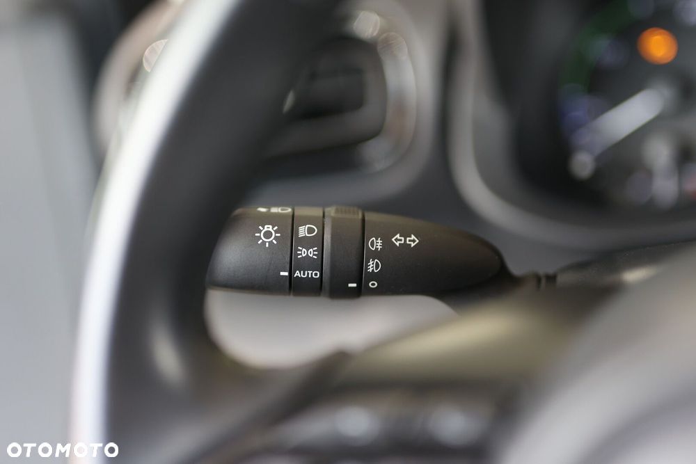 Toyota Yaris Hybrid 1.5 Comfort - 24