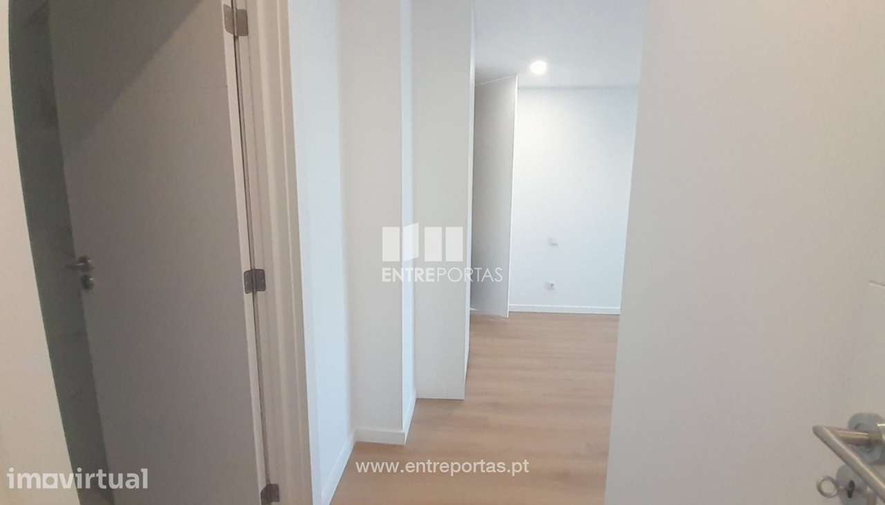 Venda de Apartamento T3 no centro da cidade, na Póvoa de Varzim - Grande imagem: 3/13