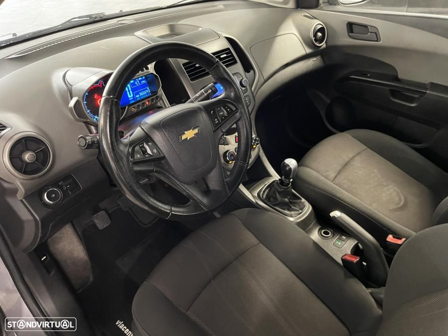 Chevrolet Aveo 1.3 VCDi LT - 6