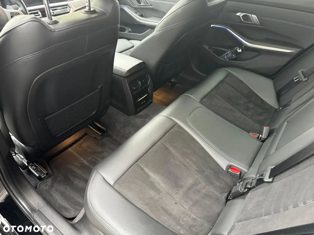 BMW Seria 3 M340i xDrive sport - 11