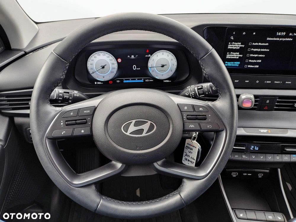 Hyundai i20 - 19