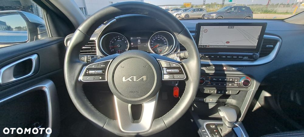 Kia XCeed - 34