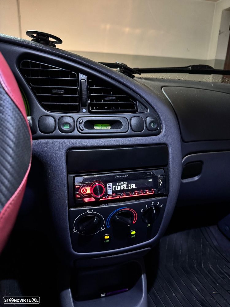 Ford Fiesta 1.25 Techno - 9