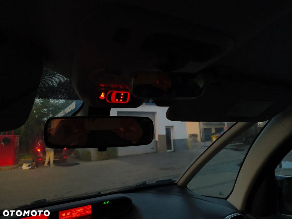 Citroën C3 Picasso 1.4i Exclusive - 15