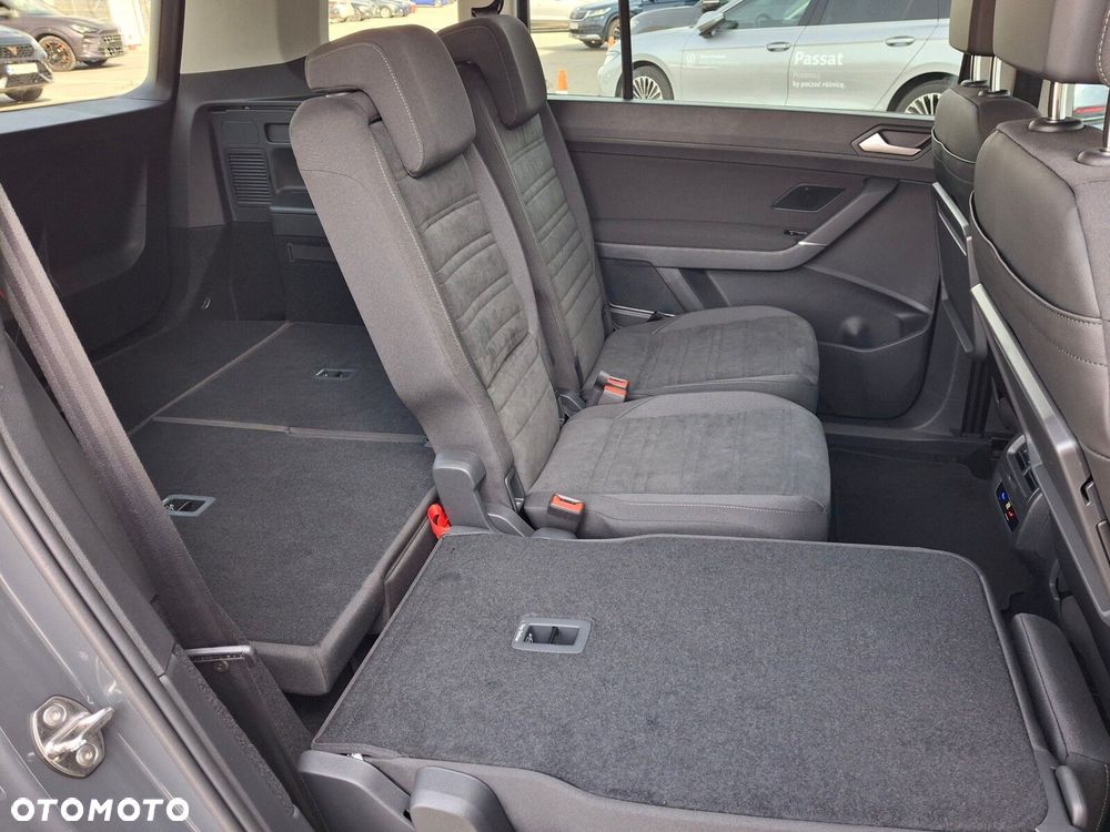 Volkswagen Touran 1.5 TSI EVO Comfortline DSG - 32