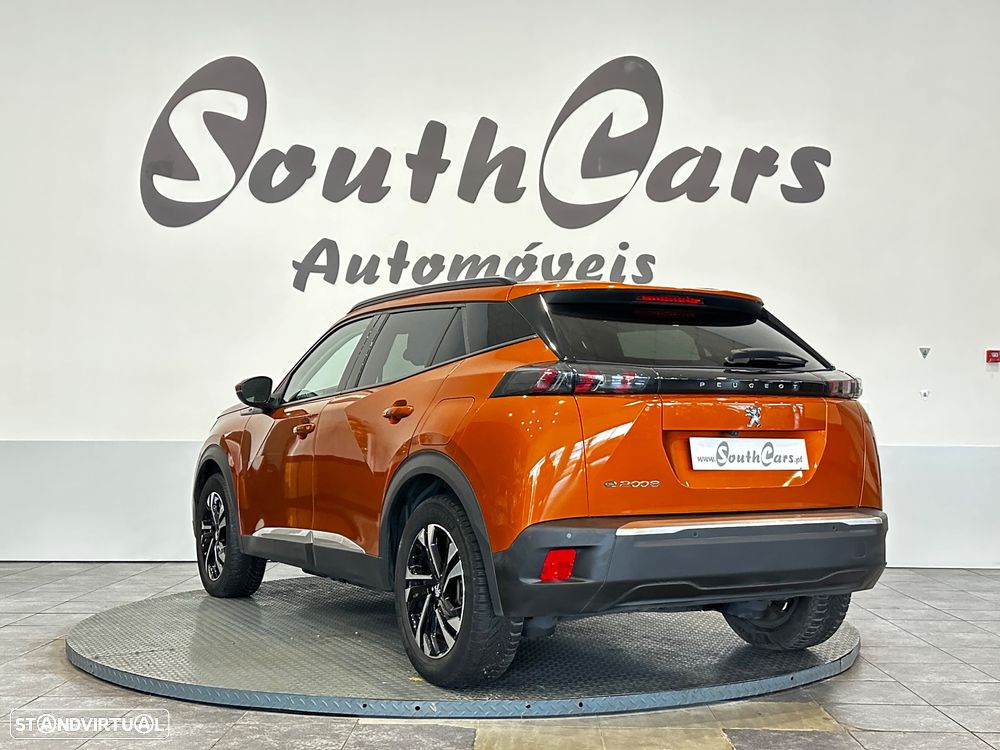 Peugeot e-2008 Allure - 8