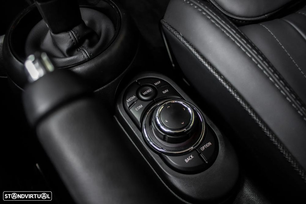 MINI 3 Portas Cooper S Aut. Resolute Edition - 24