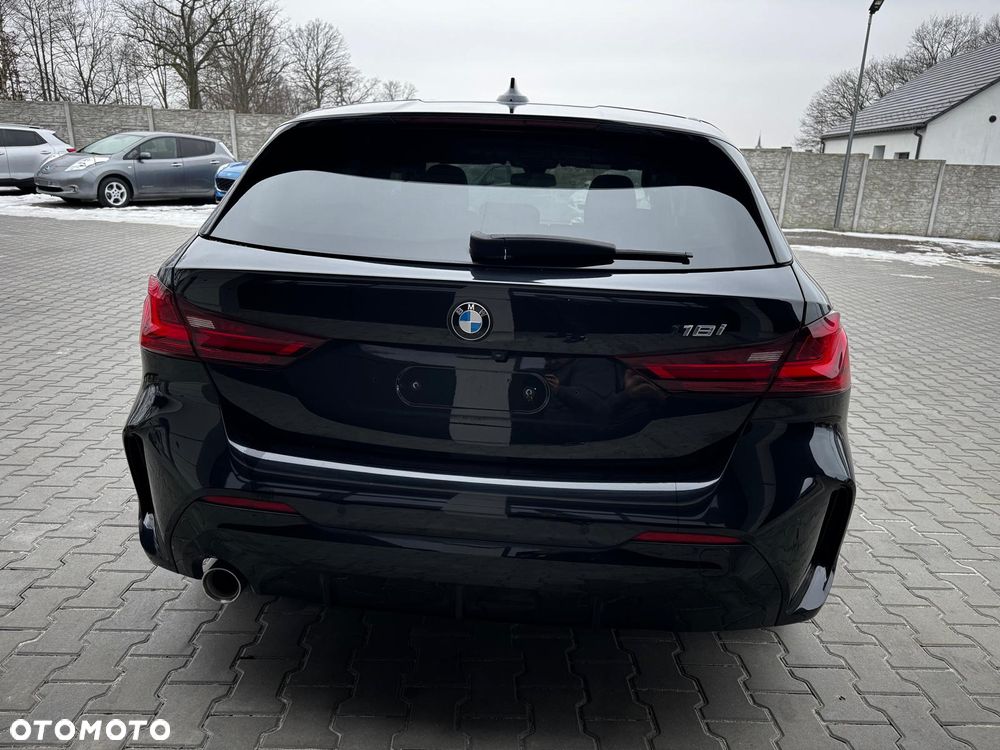 BMW Seria 1 118i Edition M Sport Shadow - 8