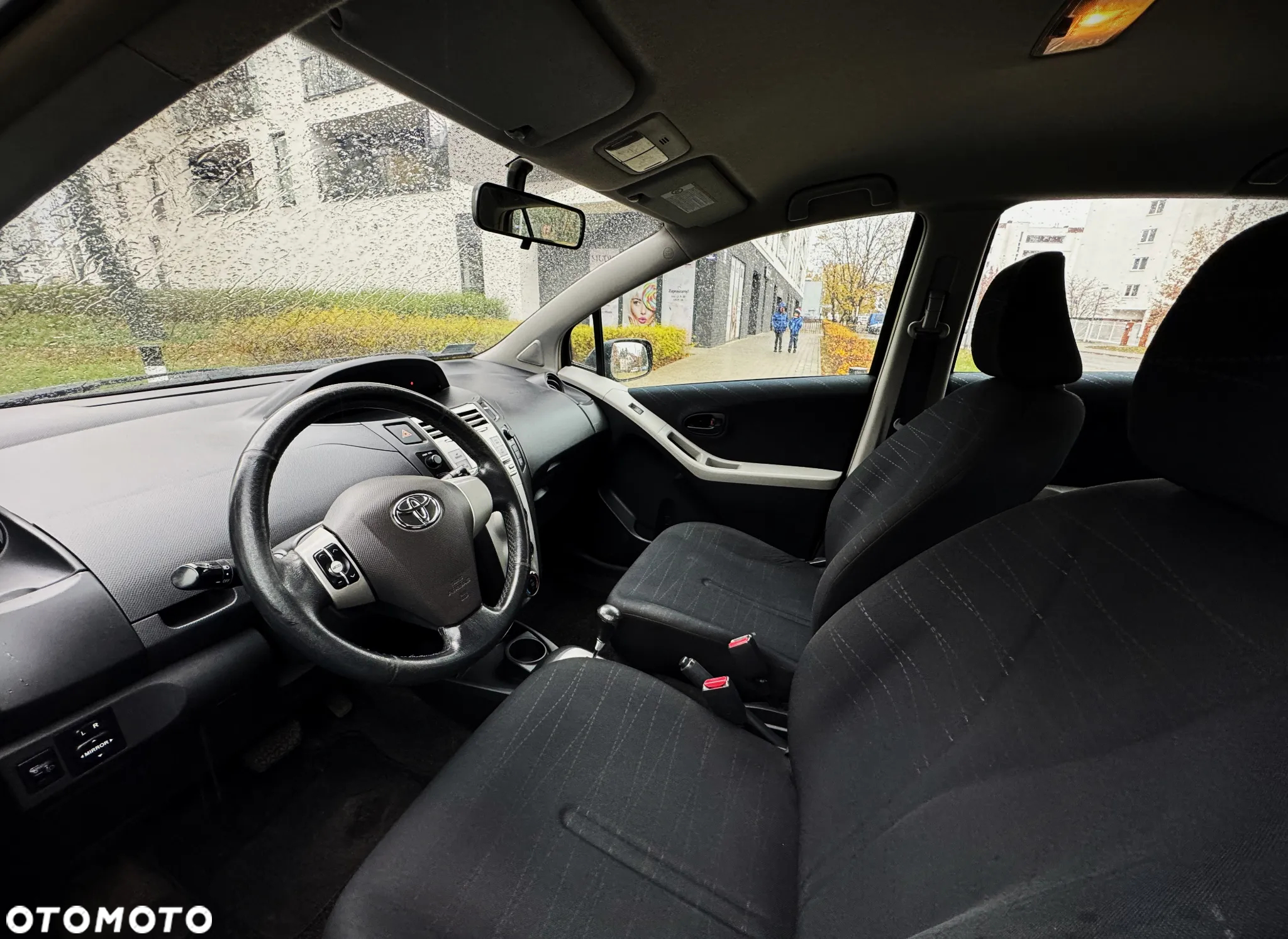 Toyota Yaris 1.3 Luna - 6