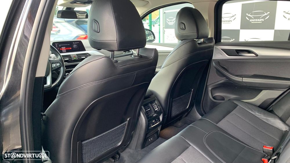 BMW X4 xDrive20d Aut. Advantage - 29