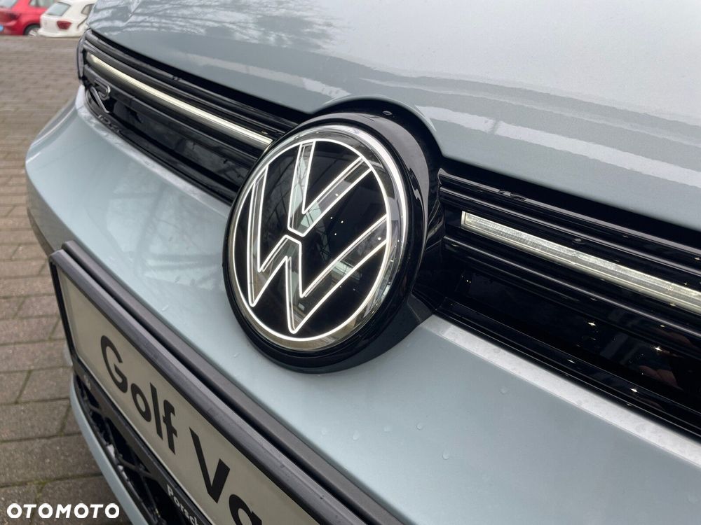 Volkswagen Golf Variant 2.0 TDI R-Line Plus DSG - 31