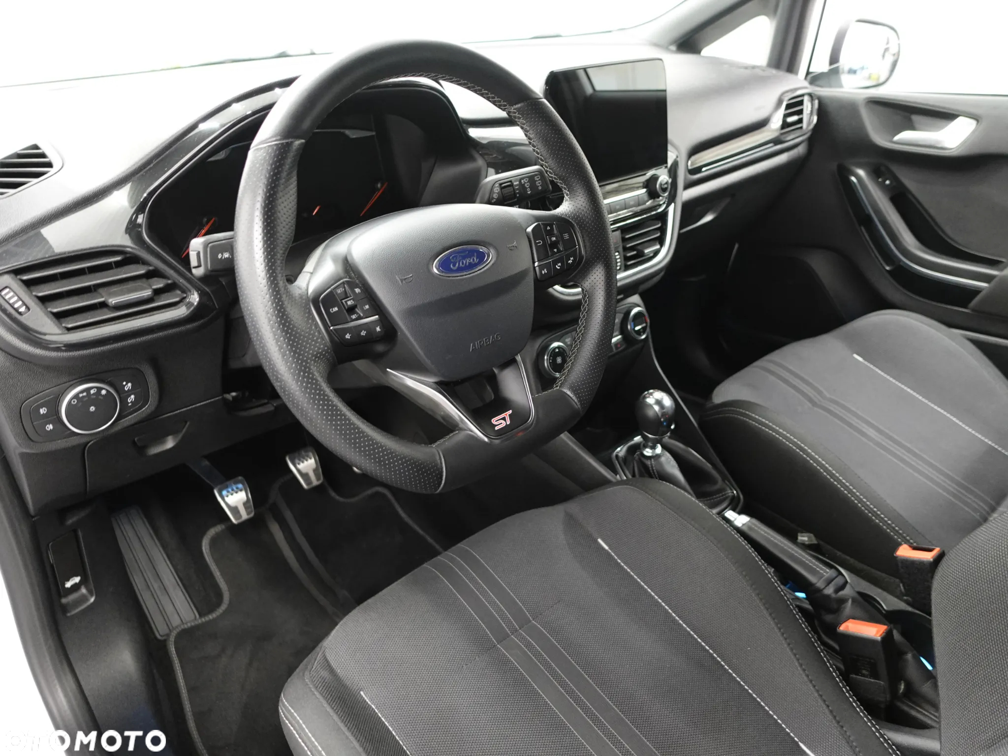 Ford Fiesta 1.5 EcoBoost S&S ST X - 21