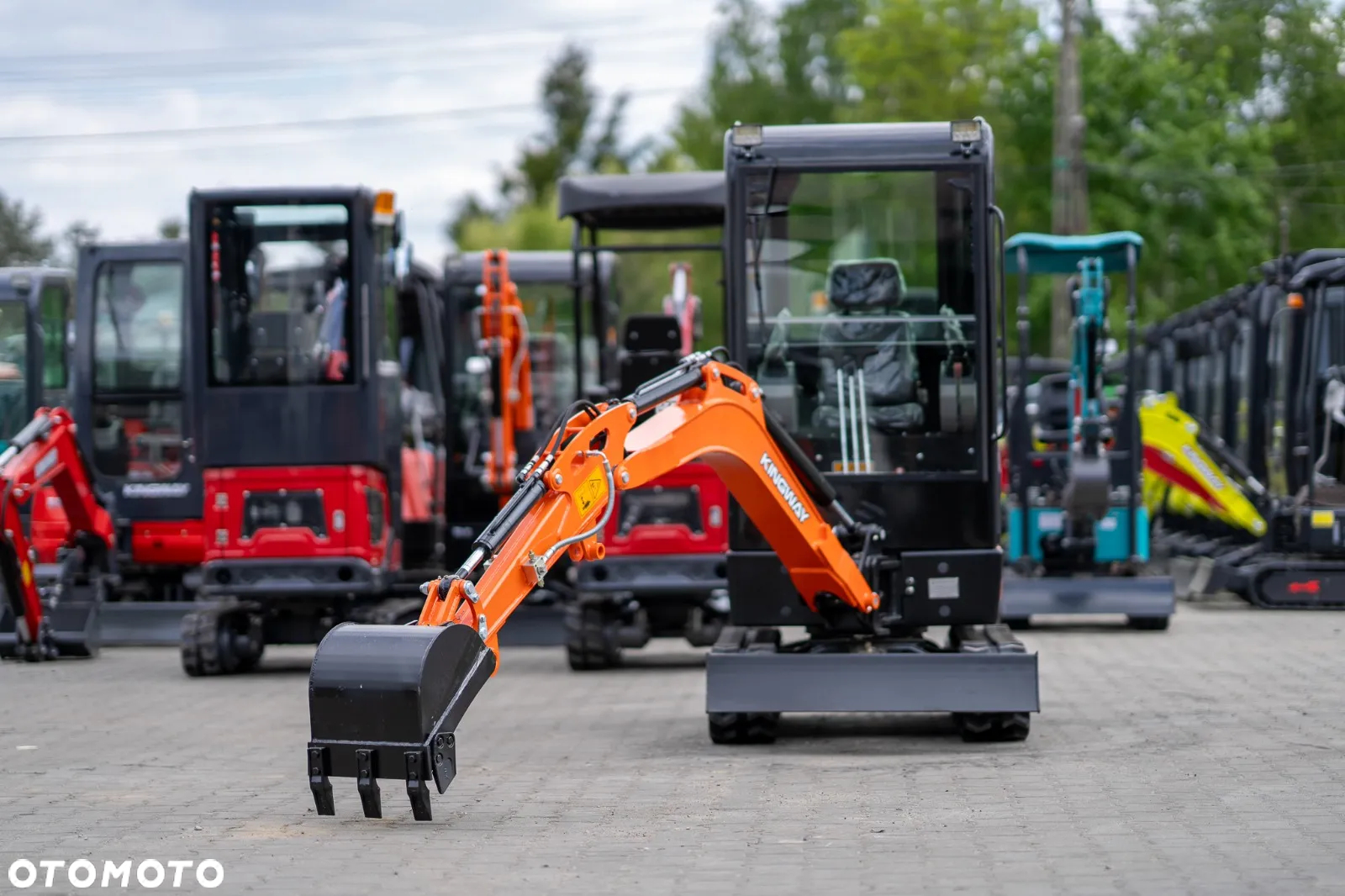 Kingway SV15 JOISTICK KABINA Ramię skr 1500kg 3 łyżki 3-cyl SILNIK 25KM D - 13