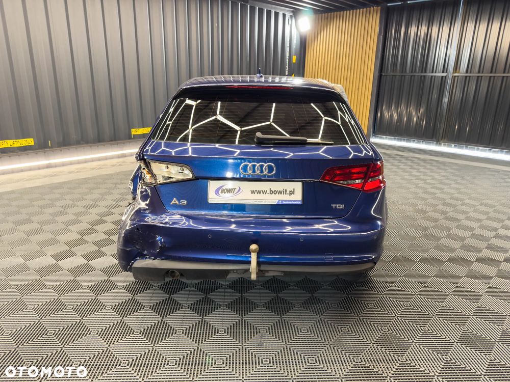 Audi A3 Sportback 1.6 TDI ultra Attraction - 12