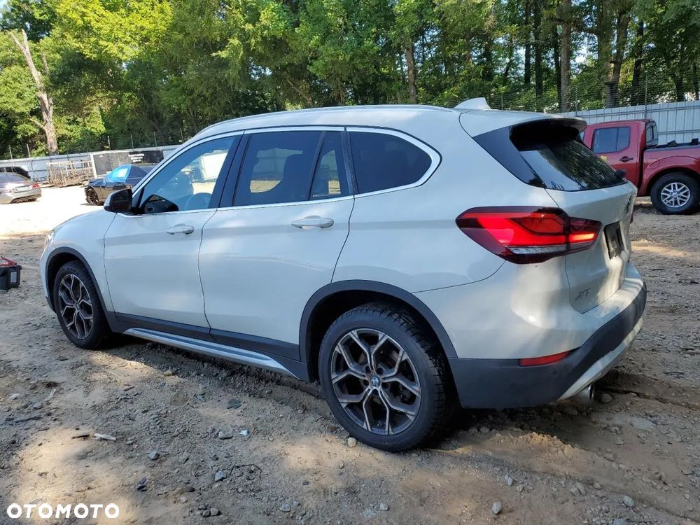 BMW X1 xDrive25i GPF Advantage - 3