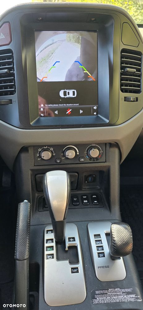 Mitsubishi Pajero 3.2 DID - 21