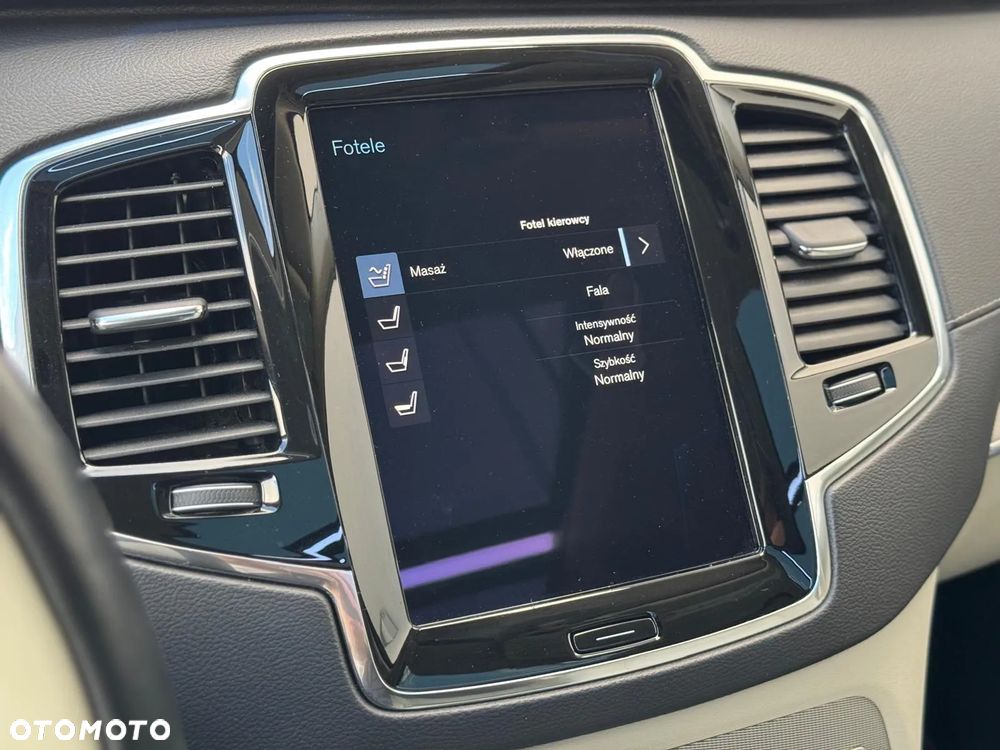 Volvo XC 90 - 36