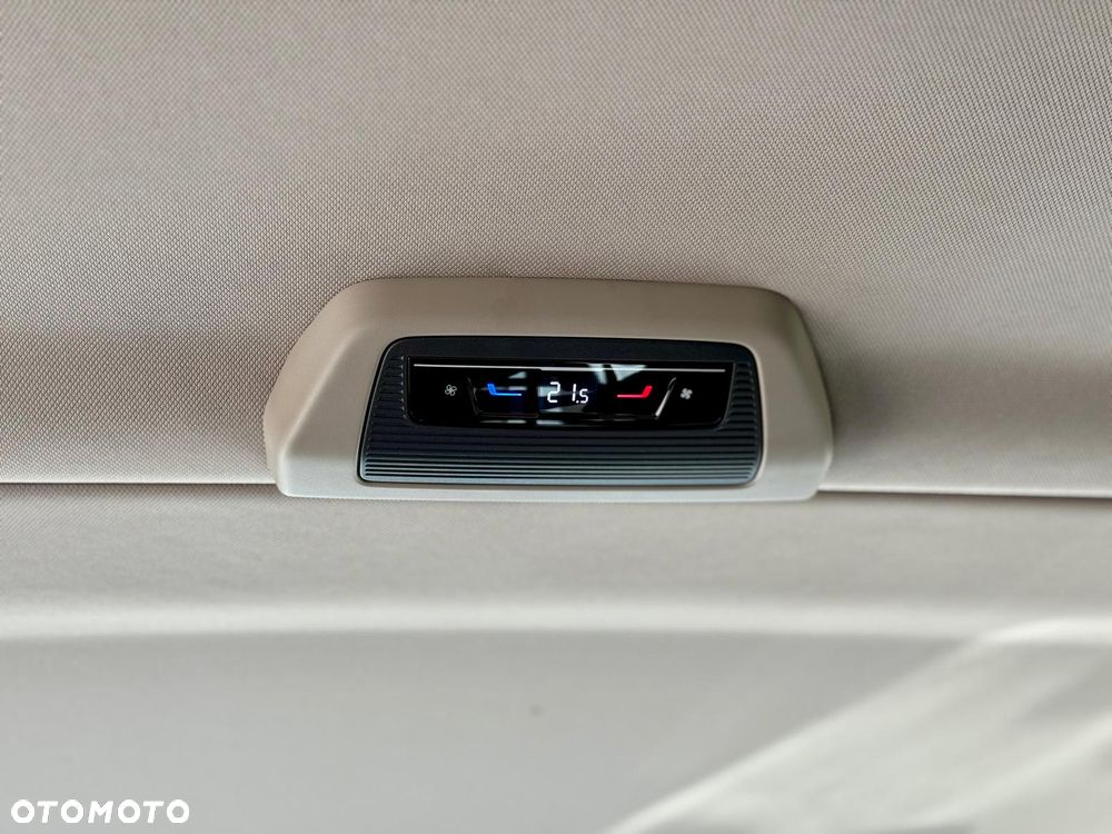 Volkswagen Multivan 1.5 eHybrid PHEV 180kW 4Motion L2 Edition DSG - 23